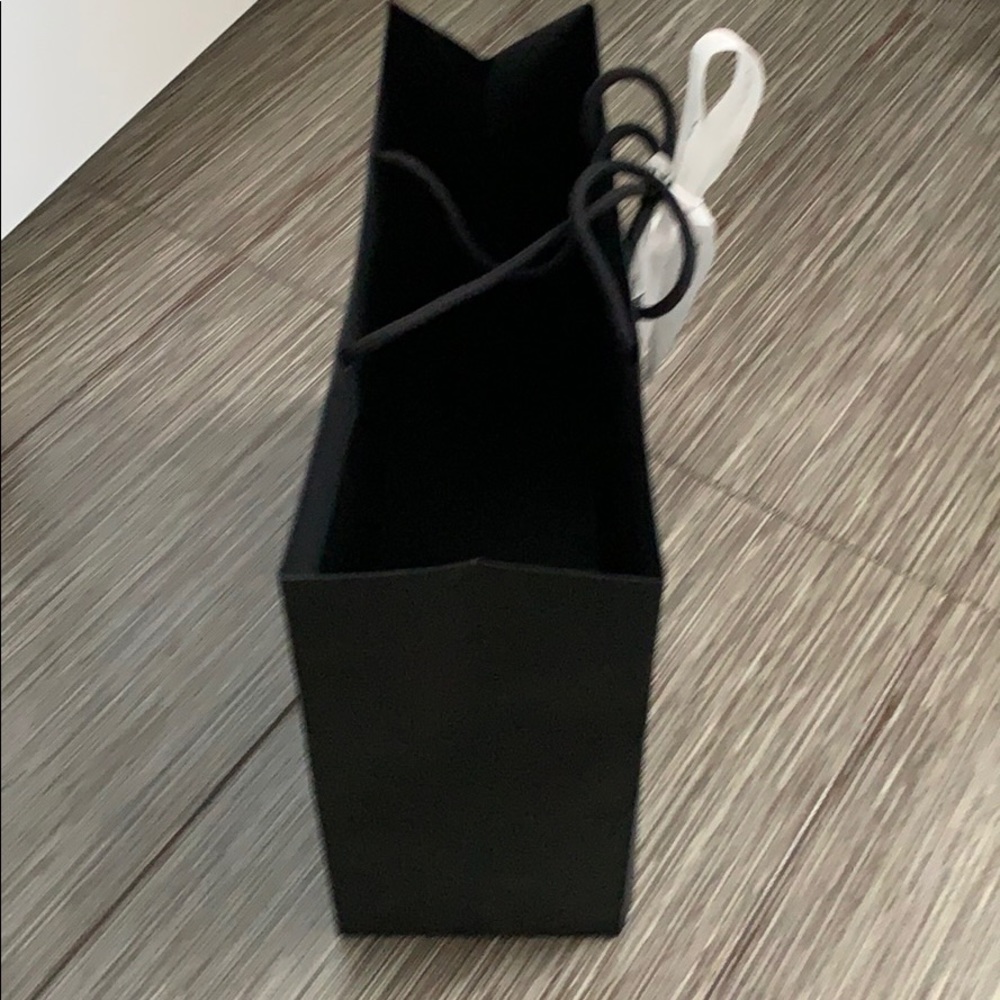 Bag - Picture 2 of 4
